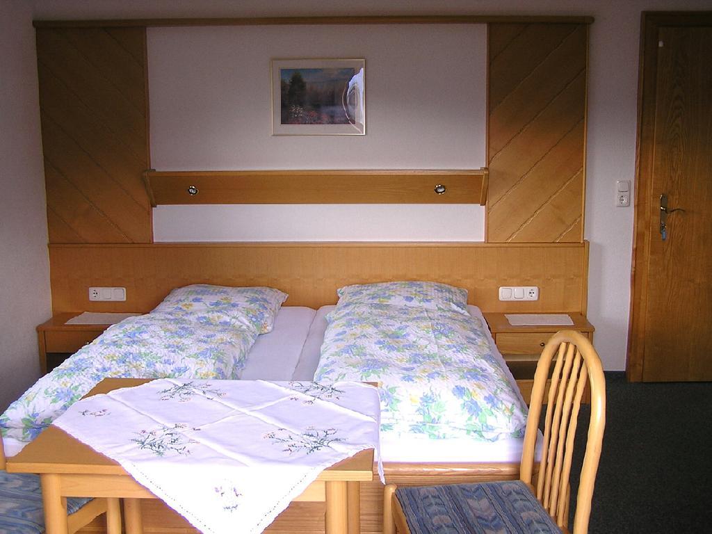 Appartement Haus Pinzger à Fendels Extérieur photo